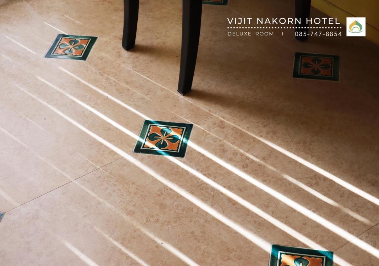 Vijit Nakorn Hotel Sisaket Ruang foto